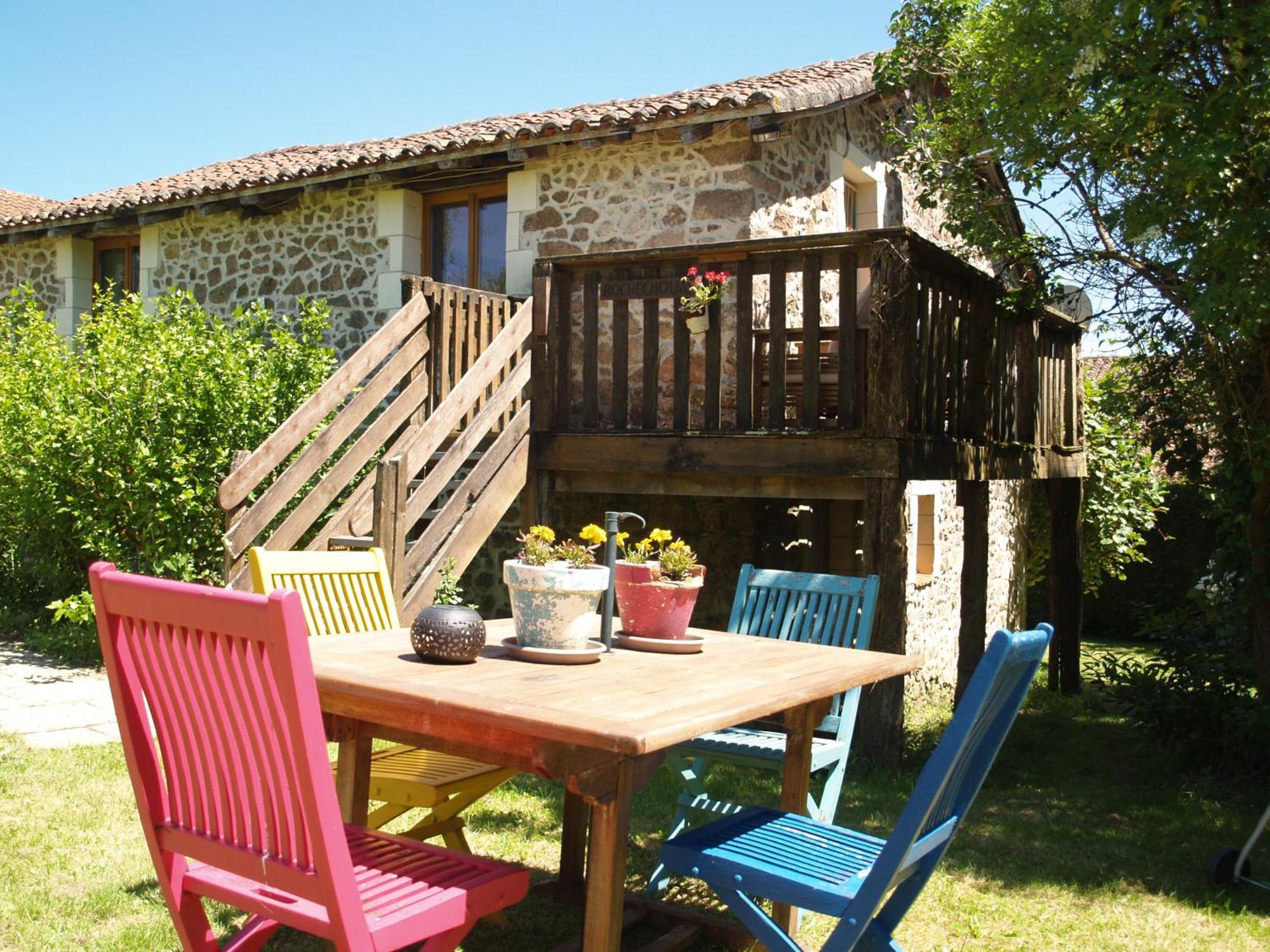 Tranquille Vienne Gites A Chirac Dept Charente Exterior foto